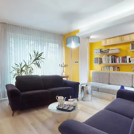 Maison Mandarine 5 Bedrooms 180m2 펜션 콜마